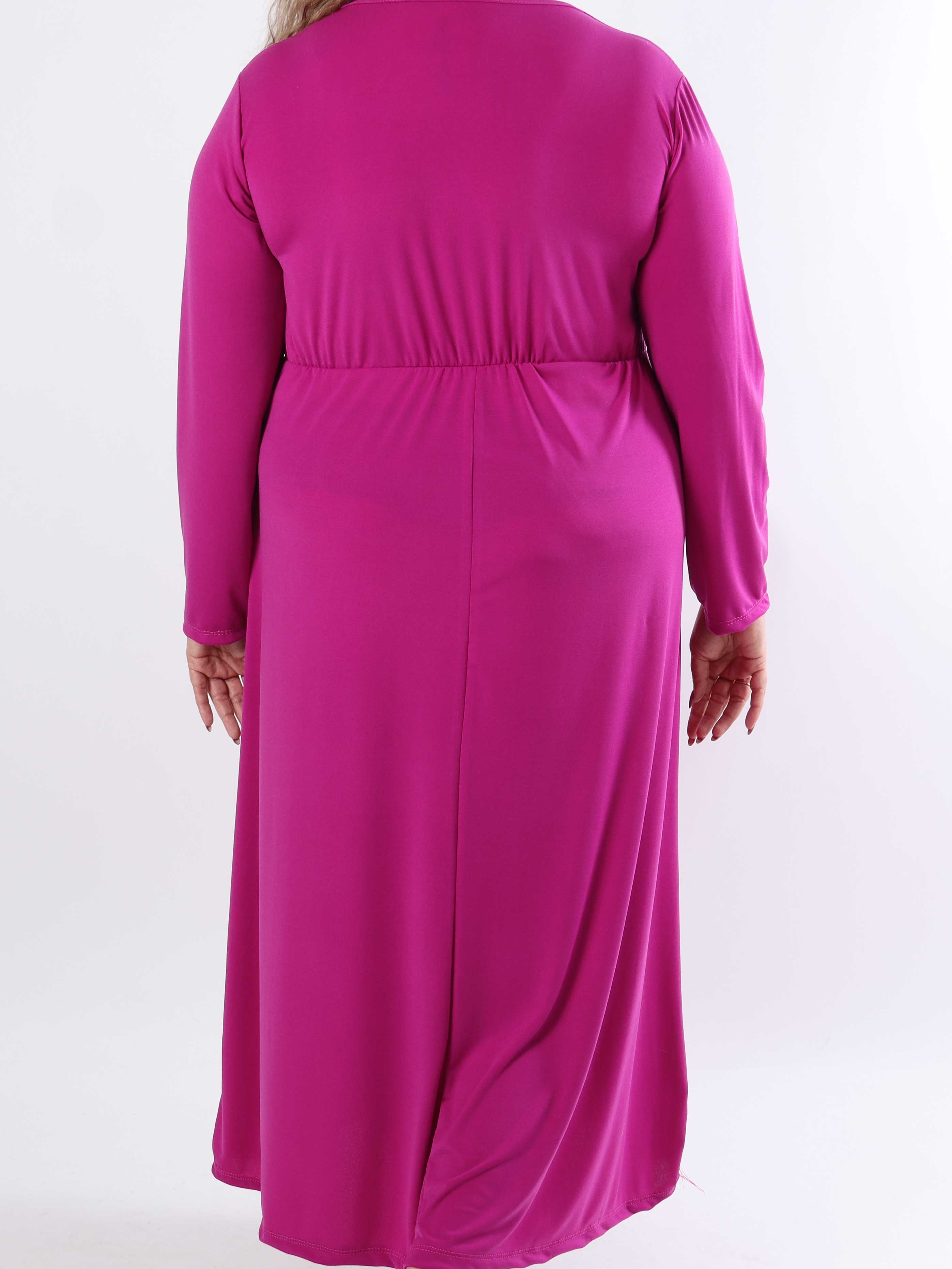 Nelly Plain - Elastisk plus size ensfarvet kjole i viskose